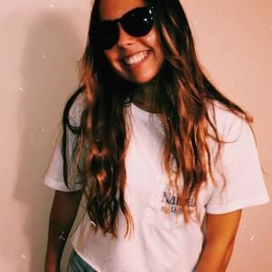 Meet your Posher, Briana